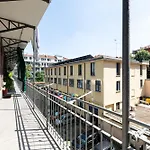 Turquoise Mini Flat Near Centrale Fs
